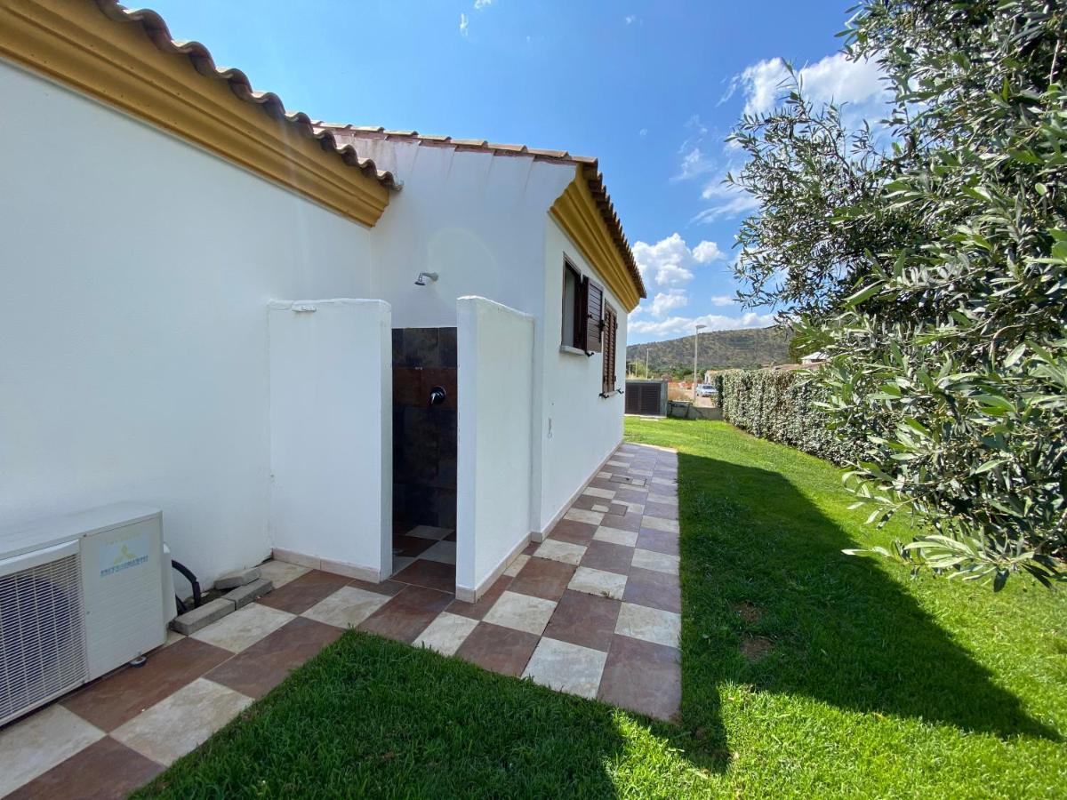 타나우넬라 Le Residenze Di Baia Sant'Anna 빌라 외부 사진